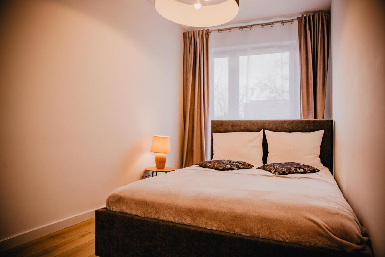 Jbhotels Apartament Premium Plus Щецин Экстерьер фото